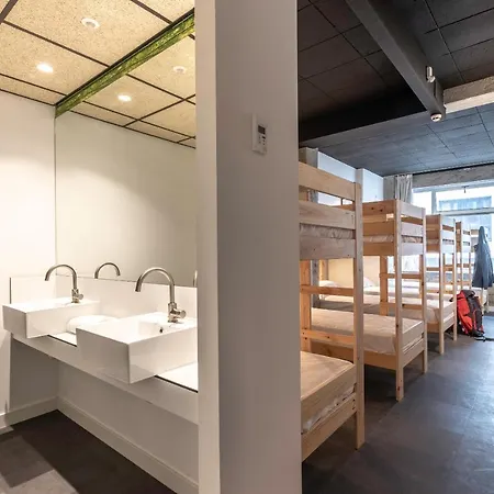 Ekoos Hostel, Eko Hostel