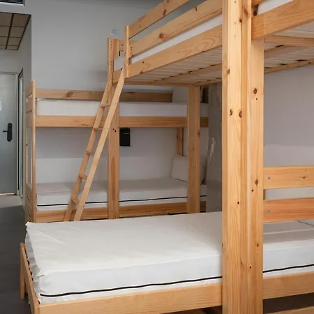 Ekoos Hostel, Eko * Bilbao