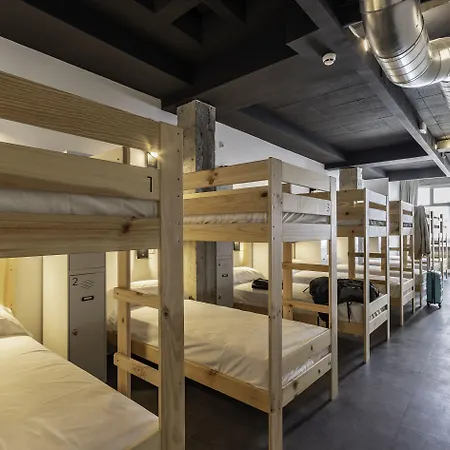 Hostel Ekoos Hostel, Eko