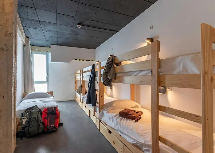 Ekoos Hostel, Eko ホステル