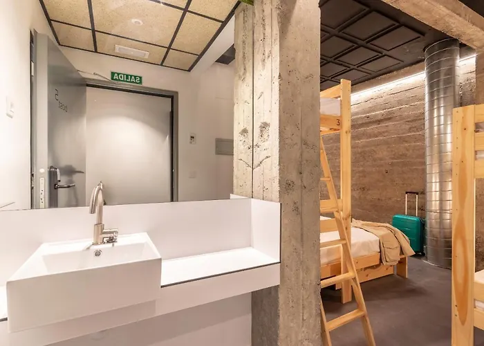 Ekoos Hostel, Eko ホステル ビルバオ