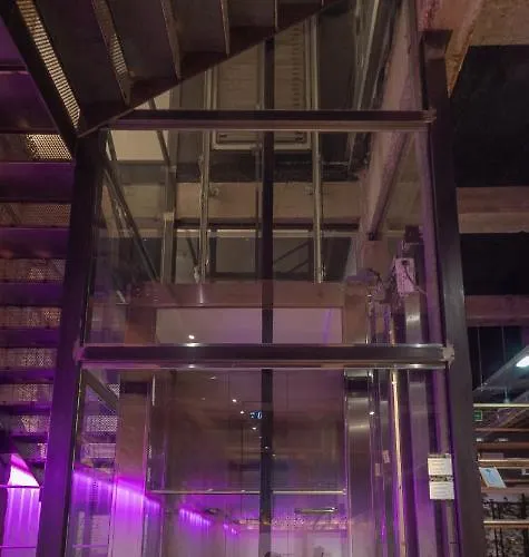 Ekoos Hostel, Eko ホステル ビルバオ